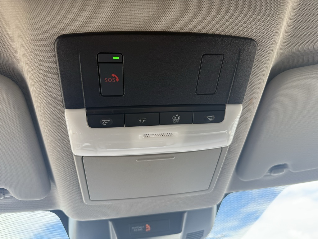2023 Nissan Rogue SV photo 39
