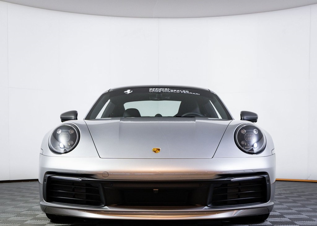 2024 Porsche 911 T photo 2