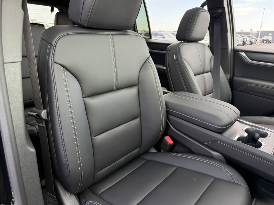 2026 GMC ACADIA - Image 38