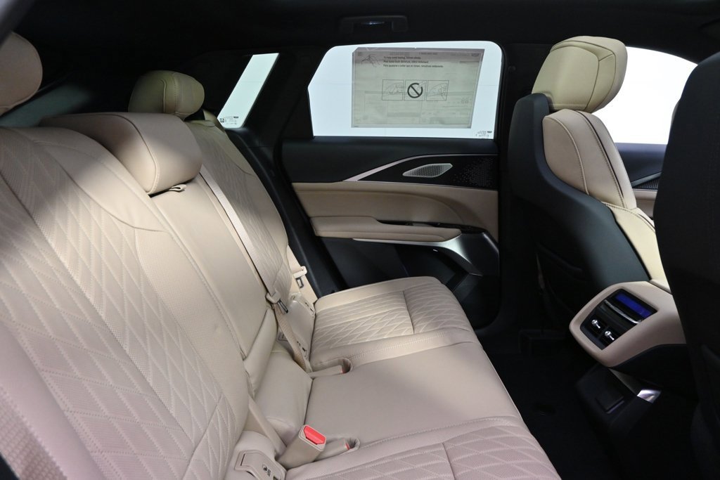 2025 Cadillac Lyriq Sport photo 10