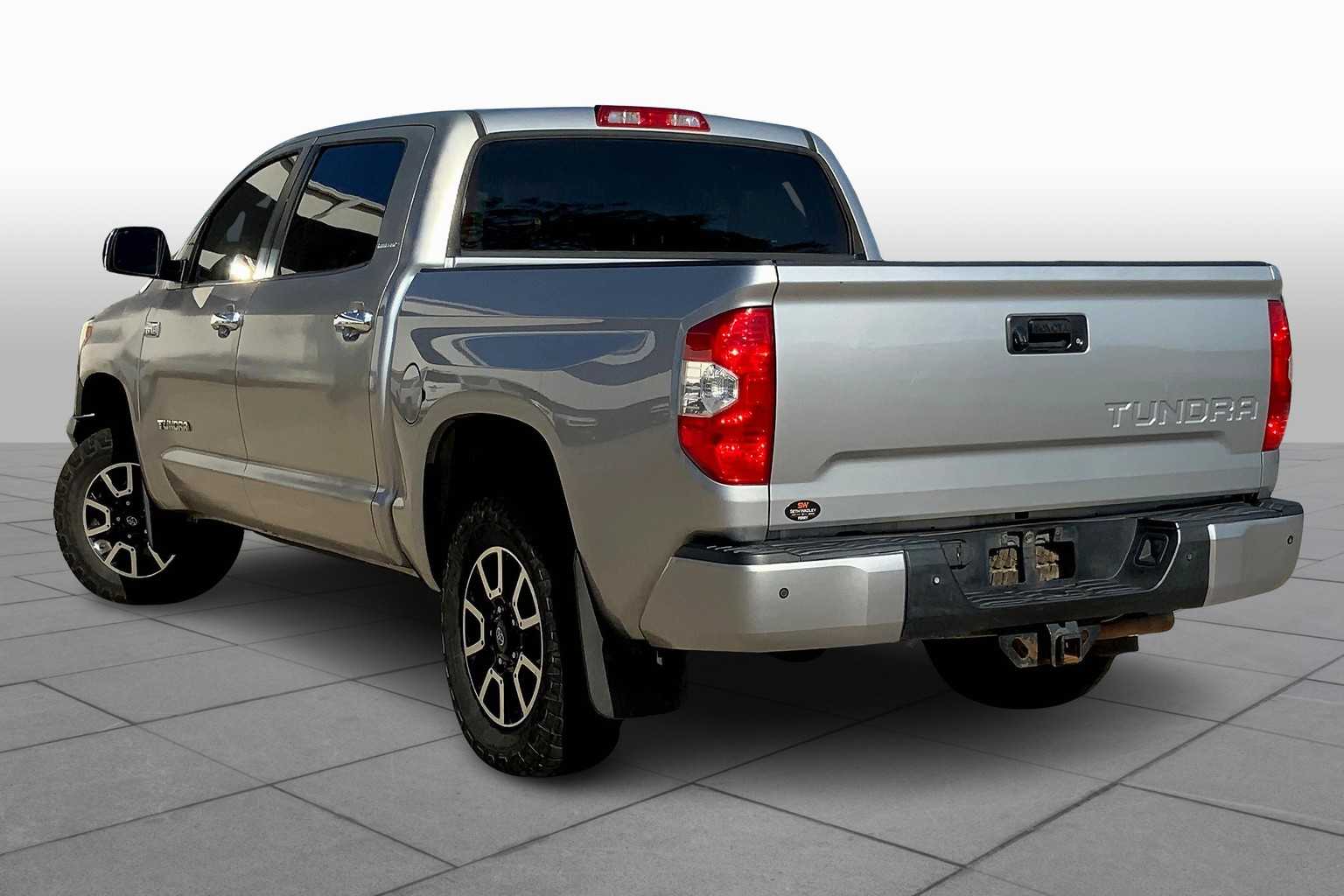 2017 Toyota Tundra Limited photo 10