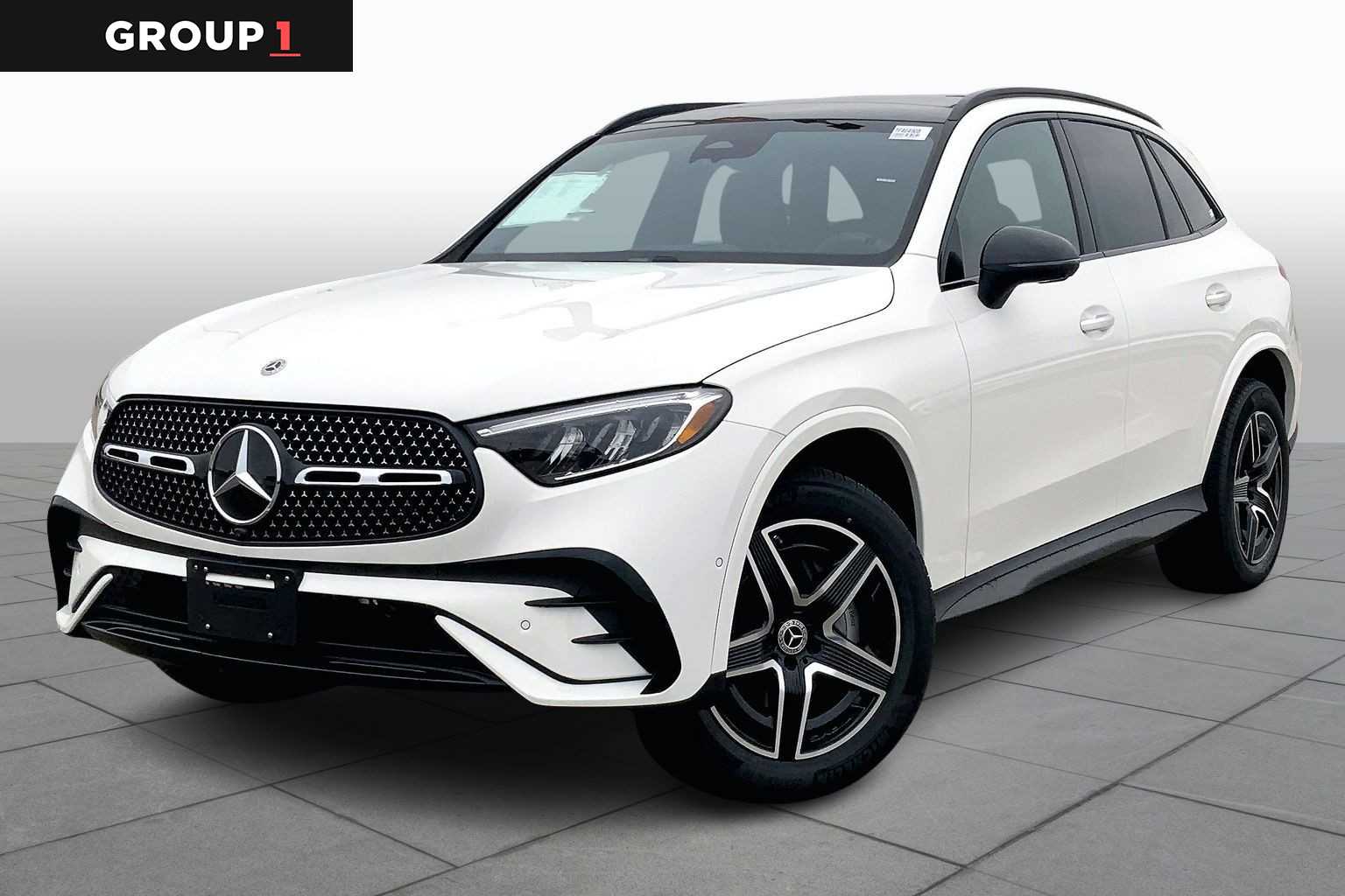 2026 Mercedes-Benz GLC Base's photo