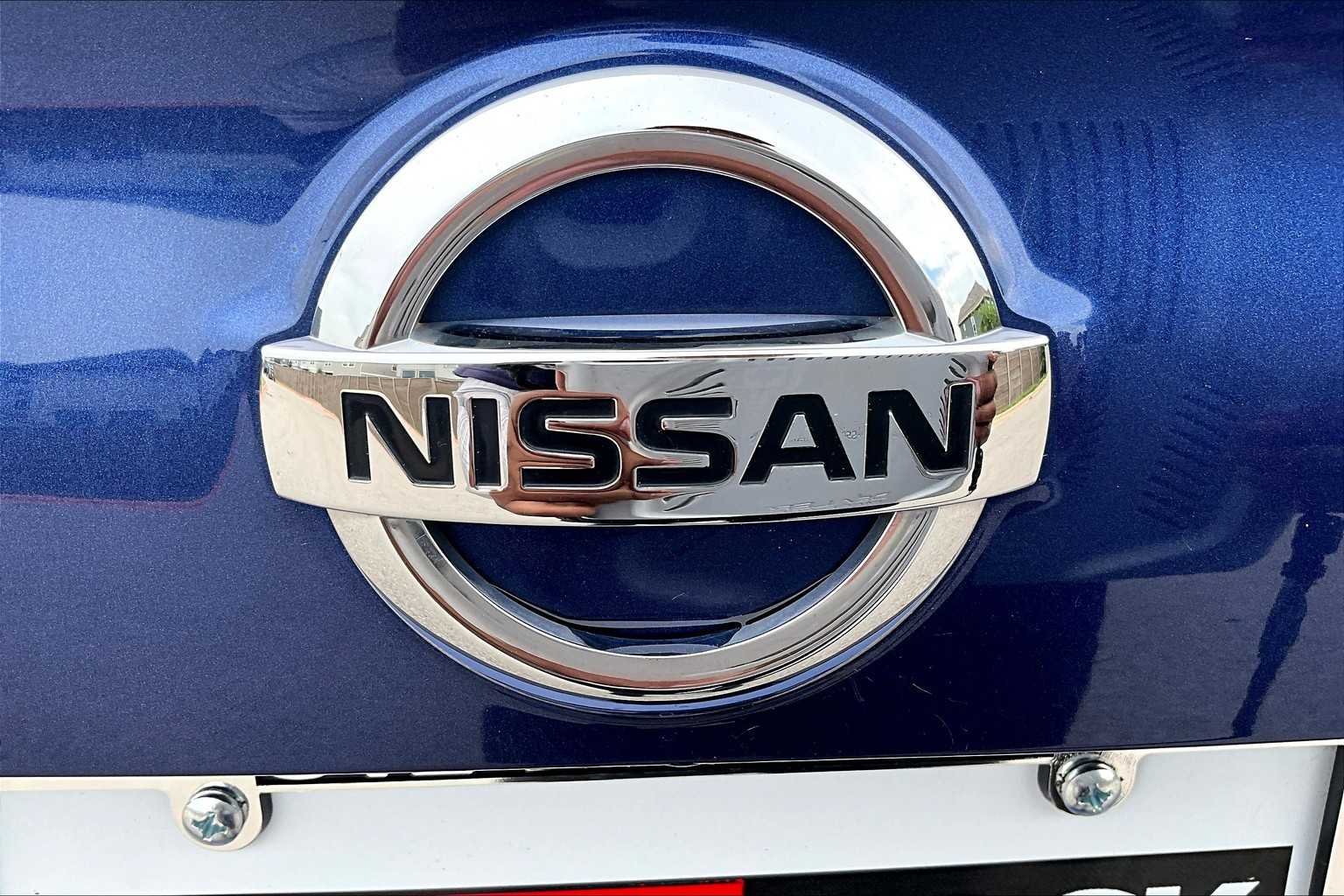 2020 Nissan Rogue Sport S photo 24