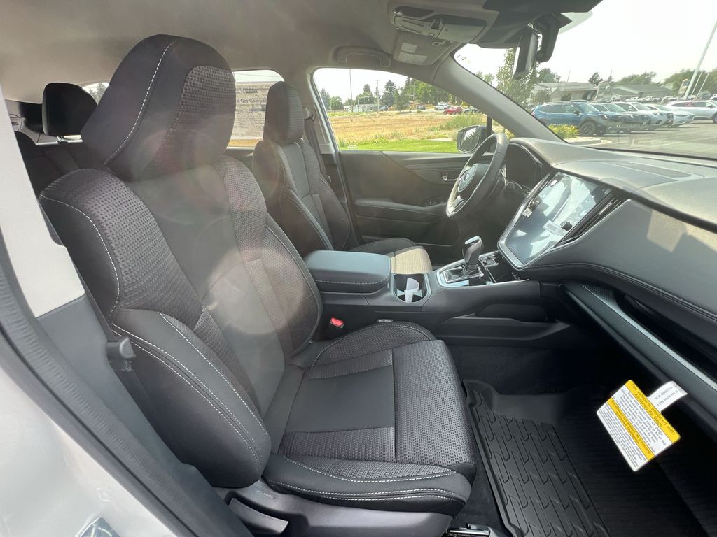 2025 Subaru Outback Premium photo 23