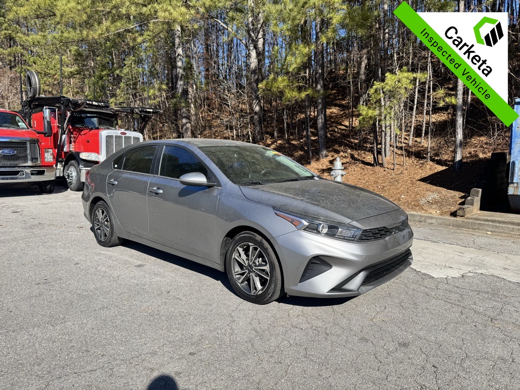 2022 Kia FORTE LXS's photo
