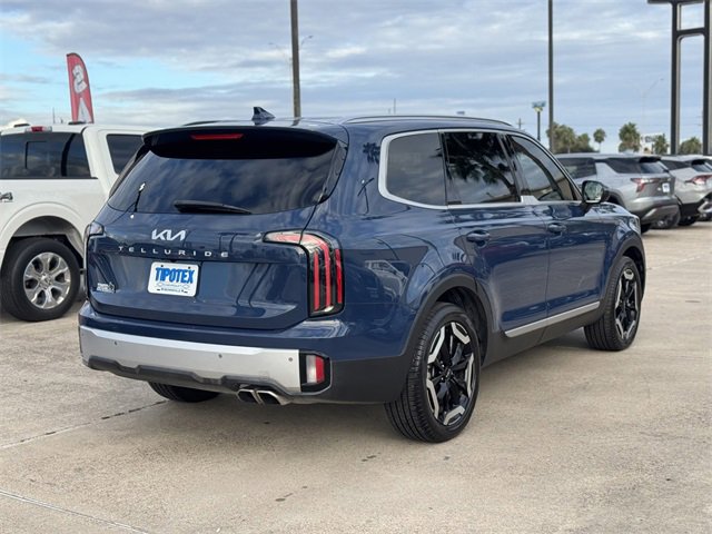 2024 Kia Telluride EX photo 2