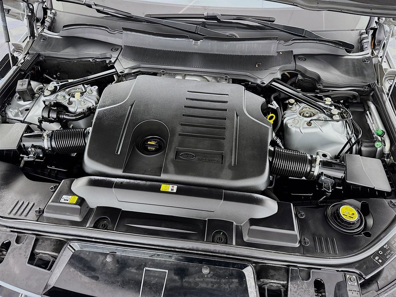 2020 Land Rover Range Rover Sport HSE photo 24