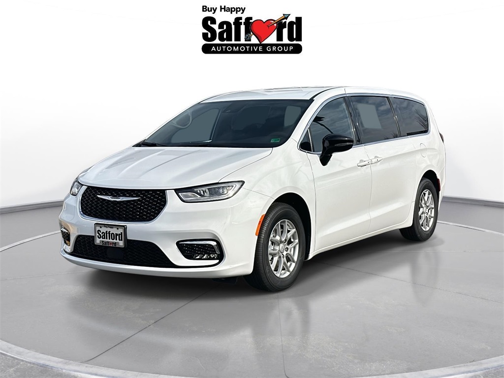 2026 Chrysler Pacifica Select's photo