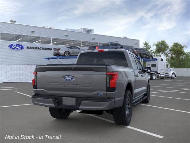 2025 Ford F-150 Lightning photo 4