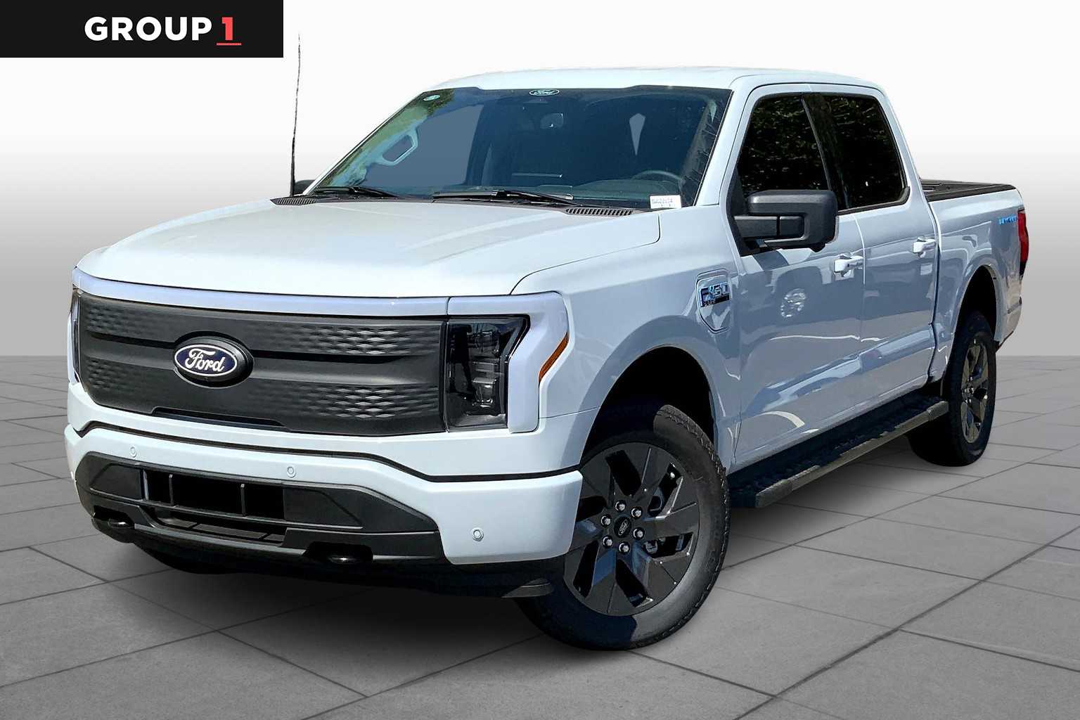 2025 Ford F-150 Lightning Flash's photo