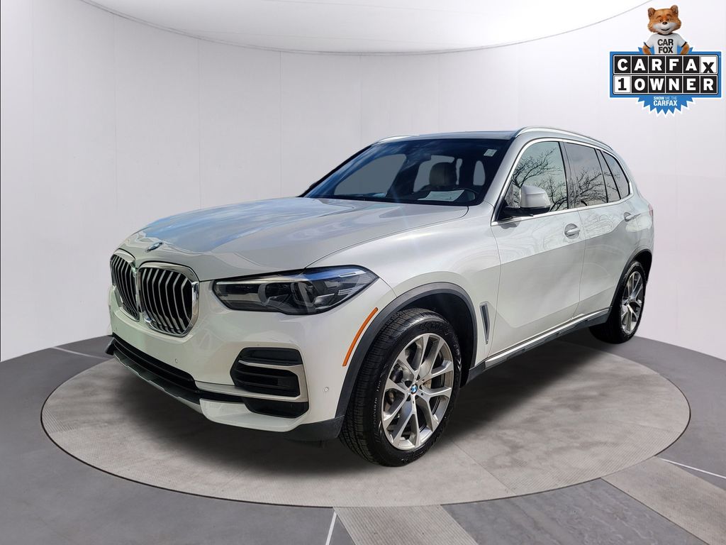2022 BMW X5 40i's photo