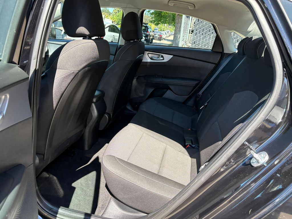 2023 Kia Forte LXS photo 26