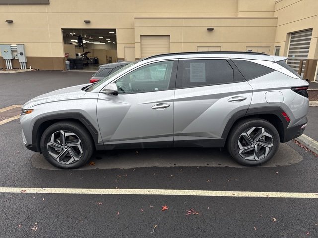 2024 Hyundai Tucson Hybrid Limited photo 2