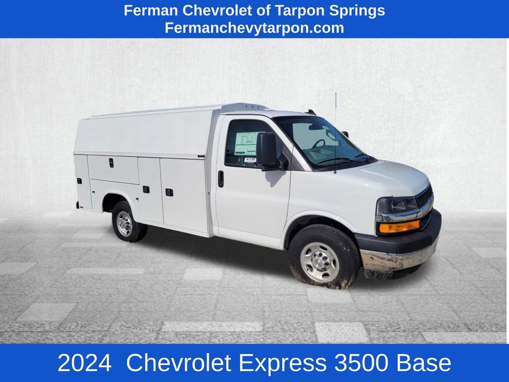 2024 Chevrolet Express Cutaway Base's photo