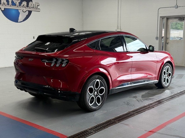 2023 Ford Mustang Mach-E GT photo 4