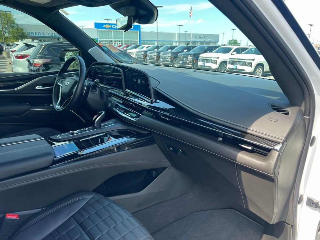 2023 Cadillac Escalade V-Series photo 35