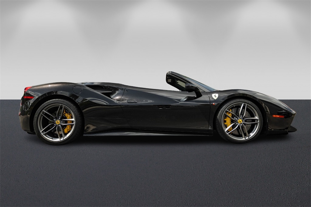 Certified Used 2018 Nero Daytona Metallic Ferrari Base image 2