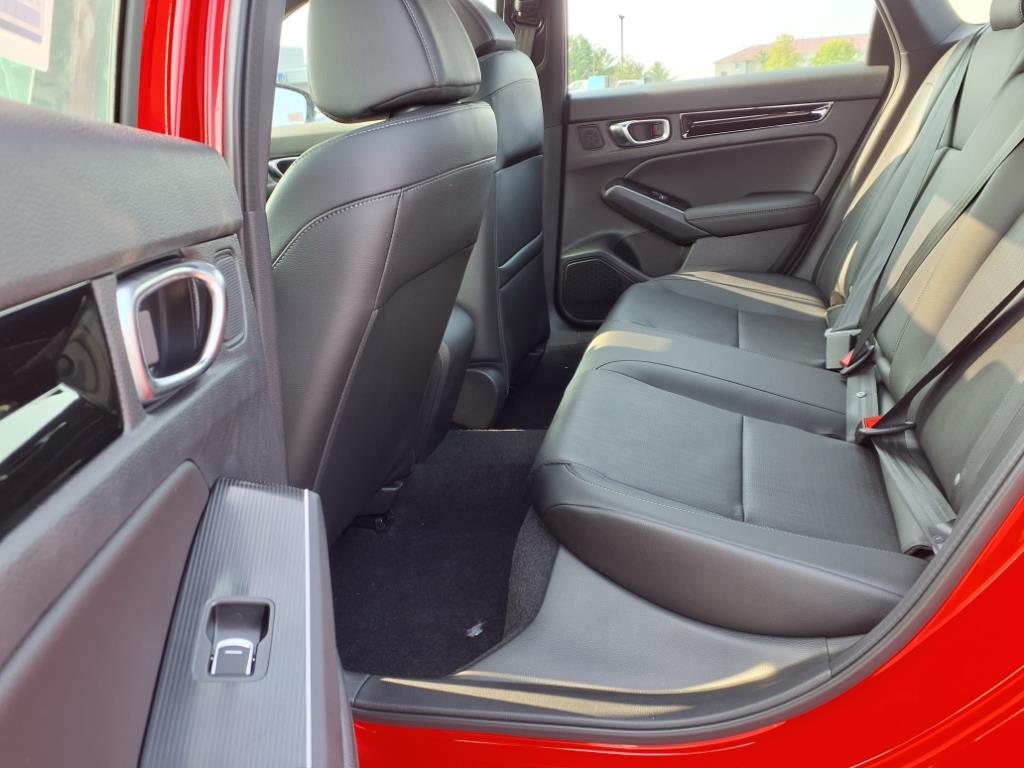 2025 Honda Civic Hybrid Sport Touring photo 3