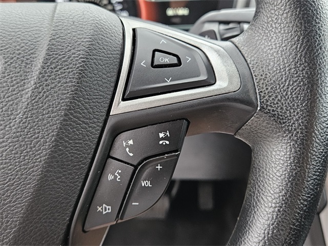 2018 Ford Fusion SE photo 22