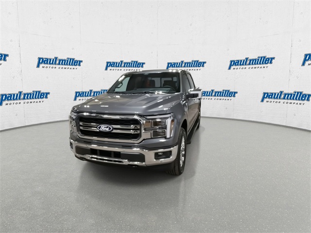 2025 Ford F-150 Lariat photo 4