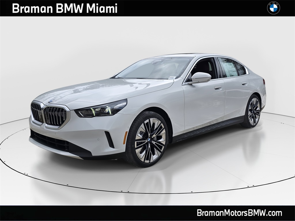 2026 BMW 5 Series 530i's photo