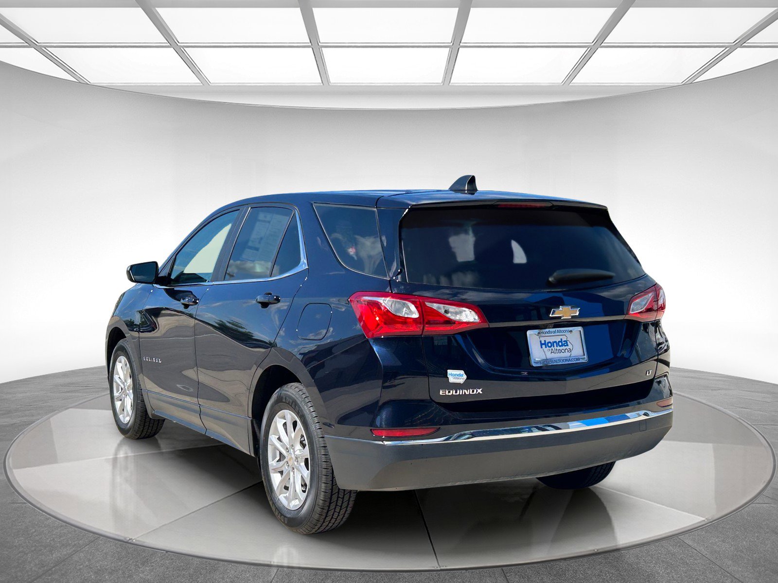 2021 Chevrolet Equinox LT photo 3
