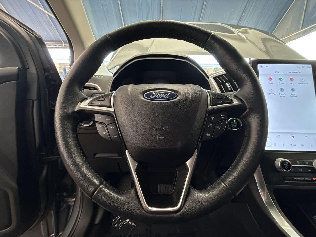 2024 Ford Edge Titanium photo 15