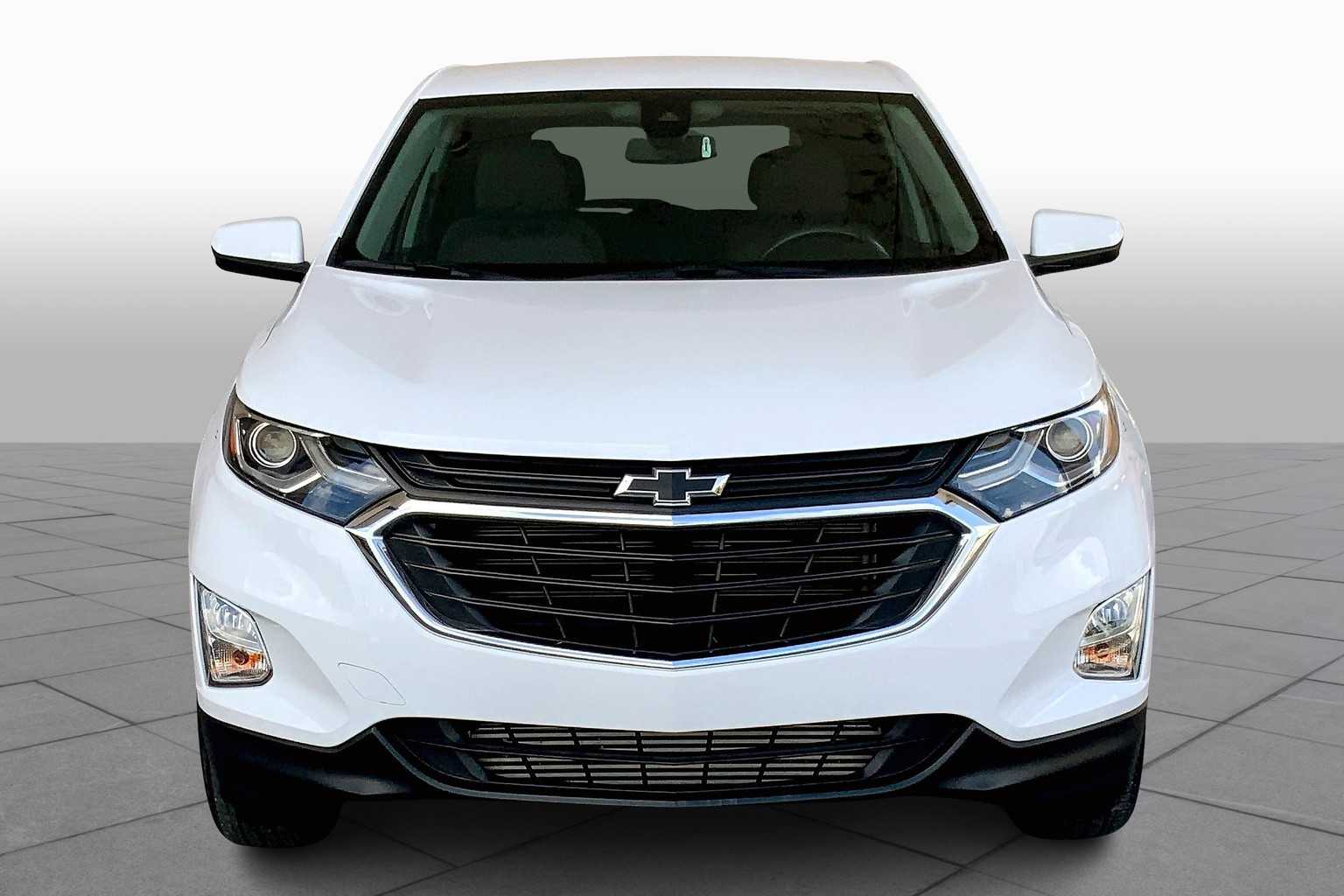 2021 Chevrolet Equinox LT photo 3