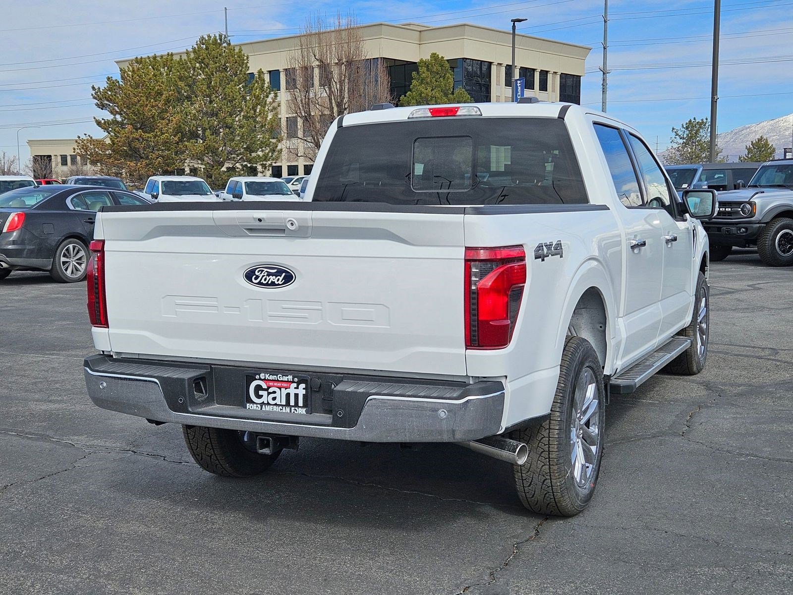 2025 Ford F-150 XLT photo 3