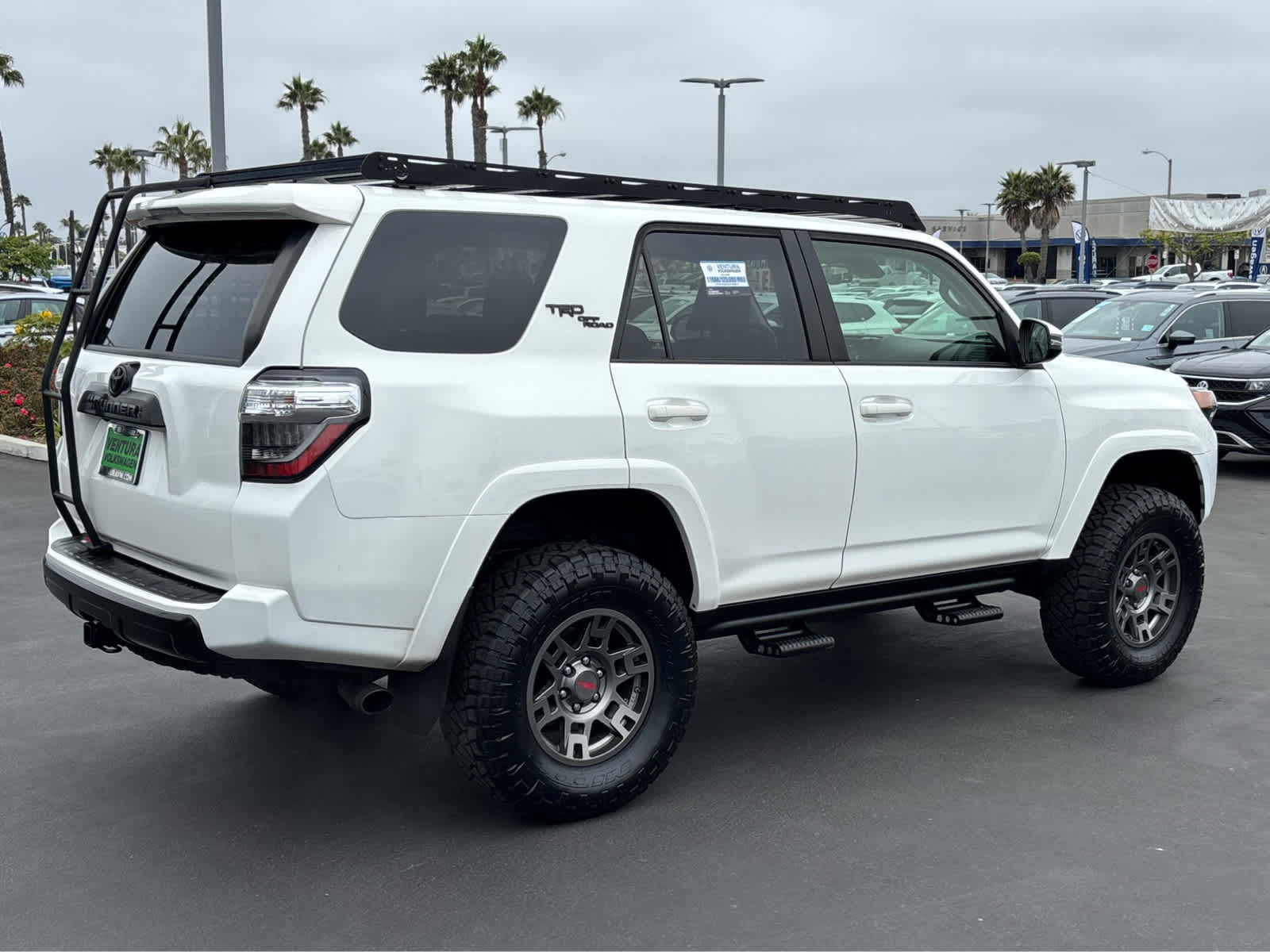 2020 Toyota 4Runner TRD Premium photo 3