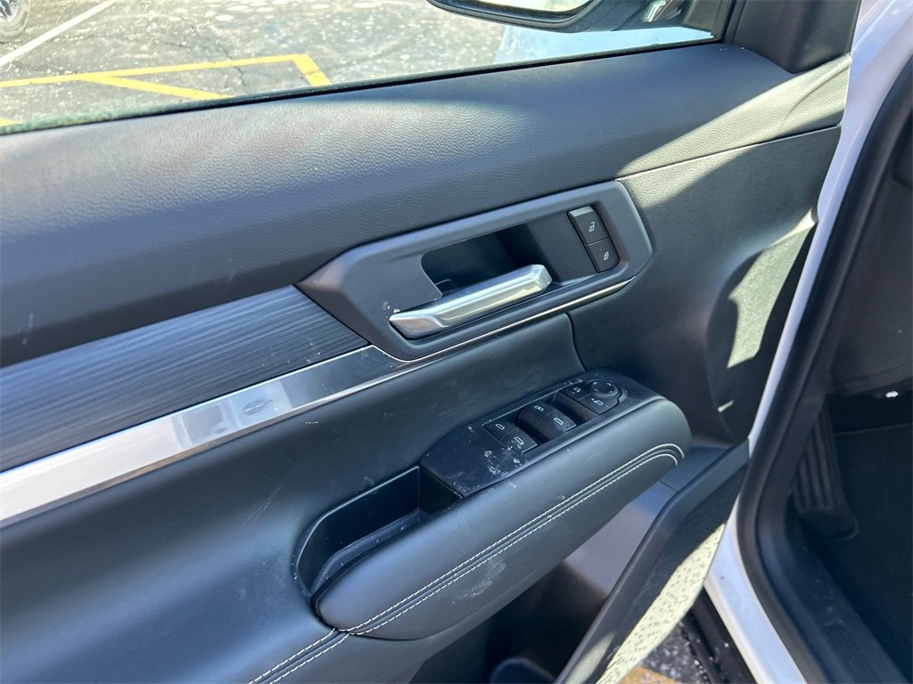 2026 GMC TERRAIN - Image 13