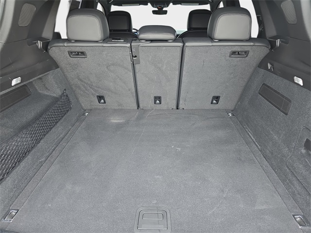 2025 Porsche Cayenne Base photo 11