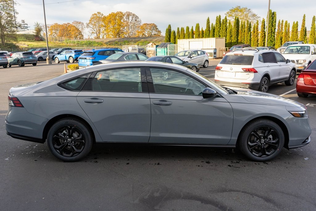 2025 Honda Accord SE photo 5