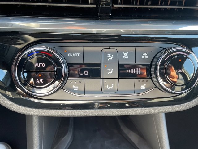 2025 Buick Envista ST photo 24