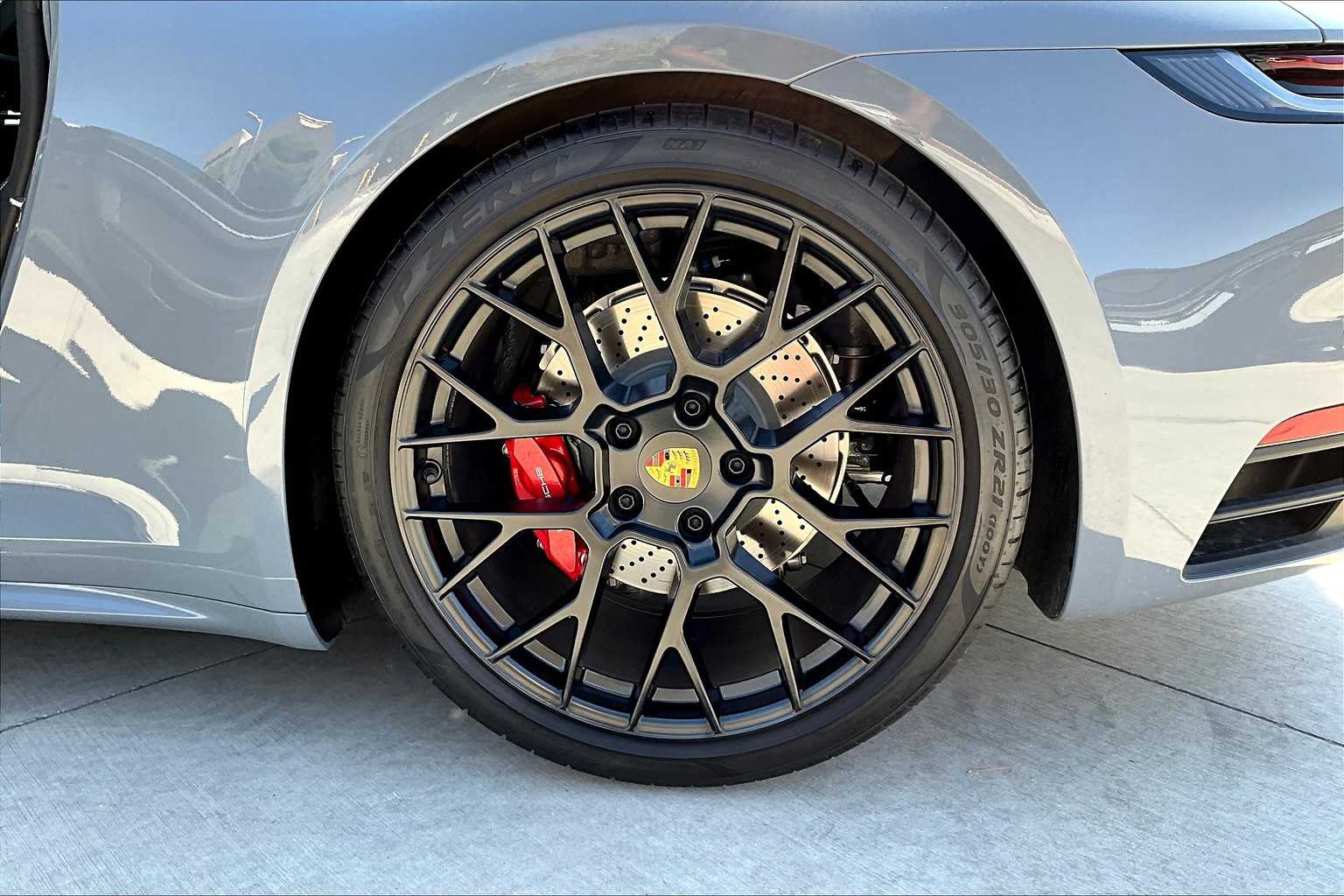 2024 Porsche 911 S photo 11