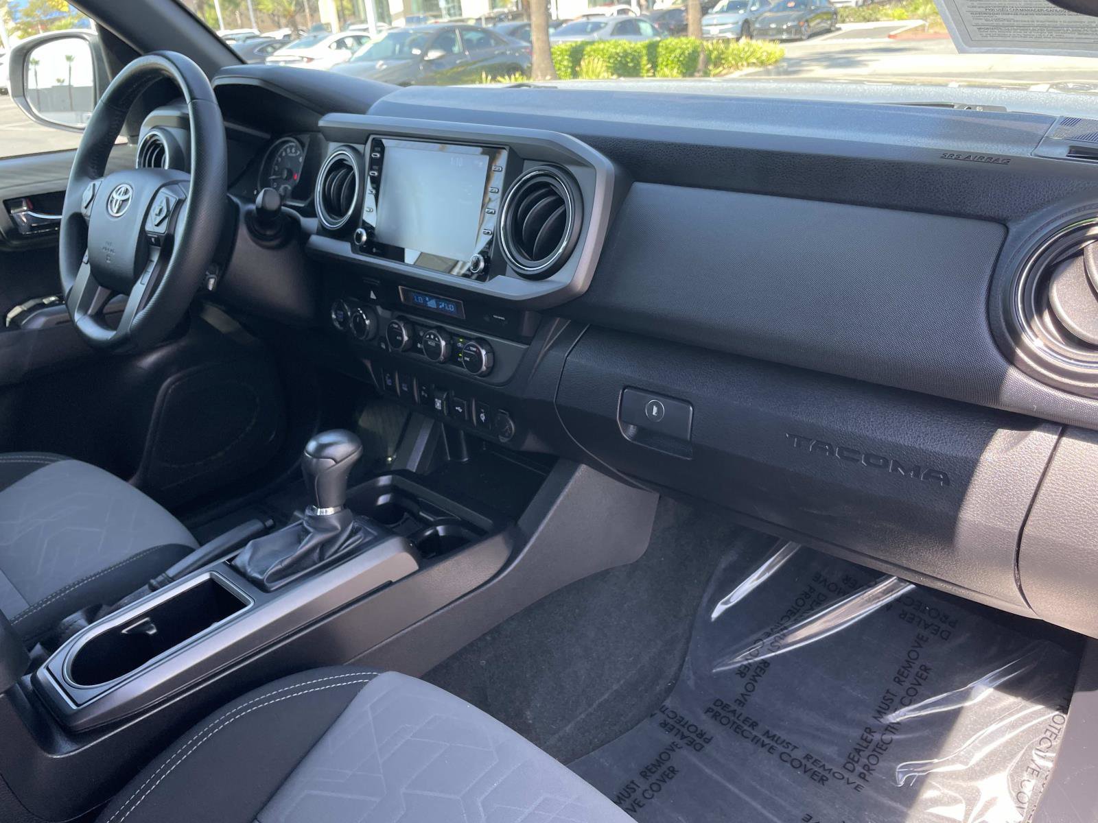 2023 Toyota Tacoma TRD photo 25