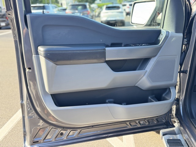 2022 Ford F-150 XLT photo 18