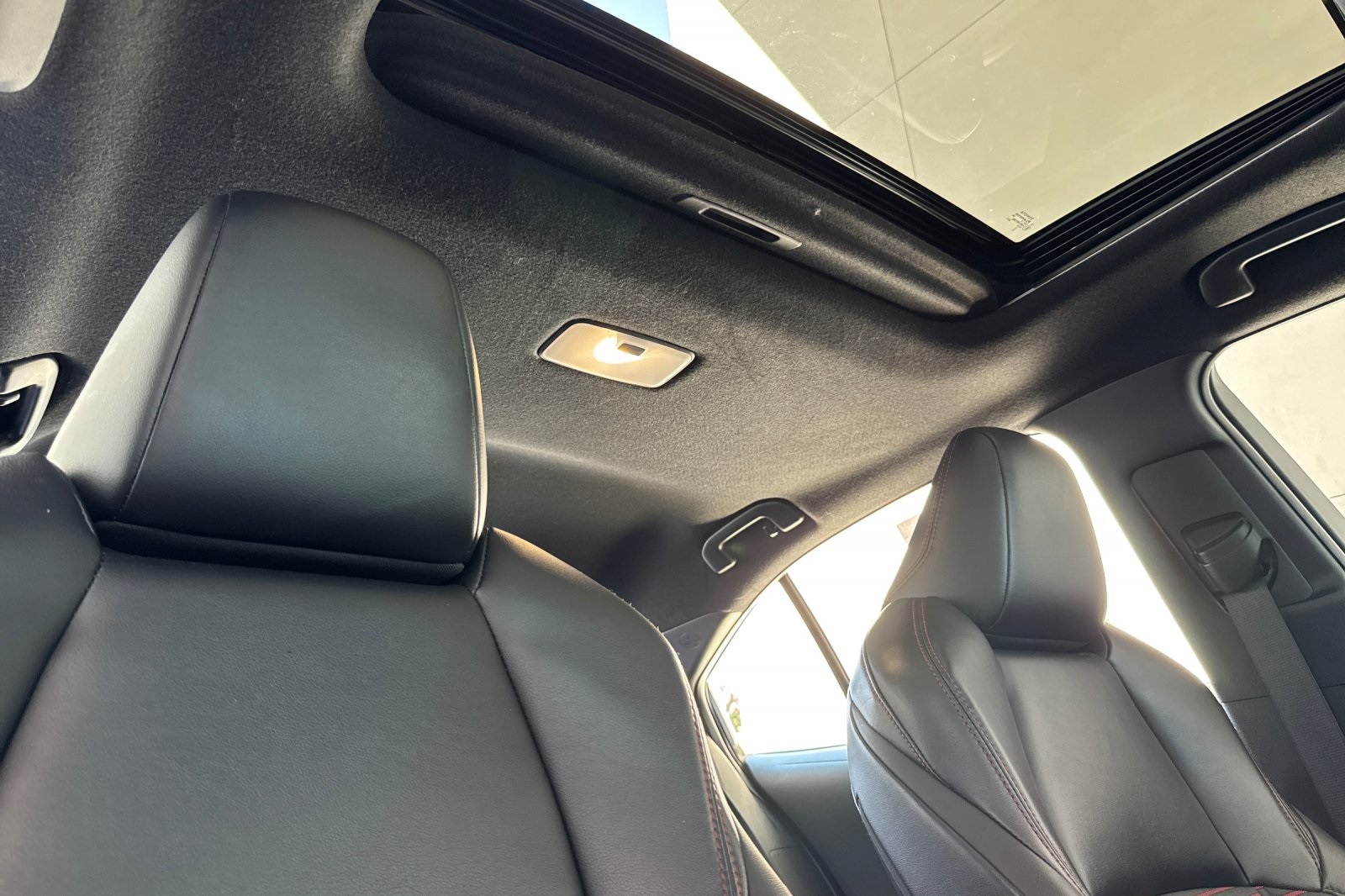 2023 Toyota Corolla XSE photo 16