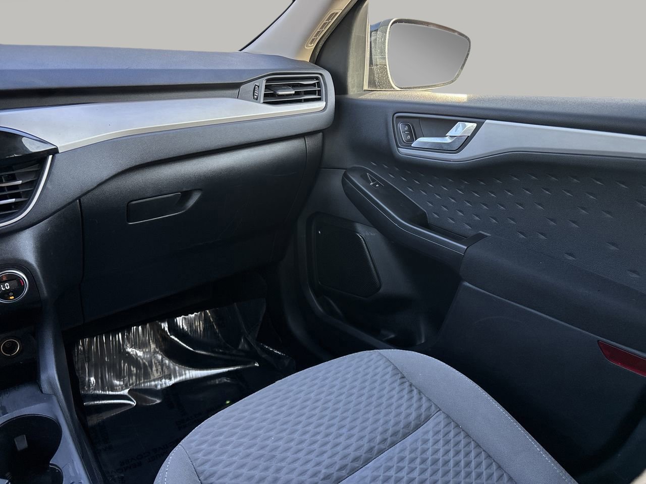 2020 Ford Escape SE photo 15