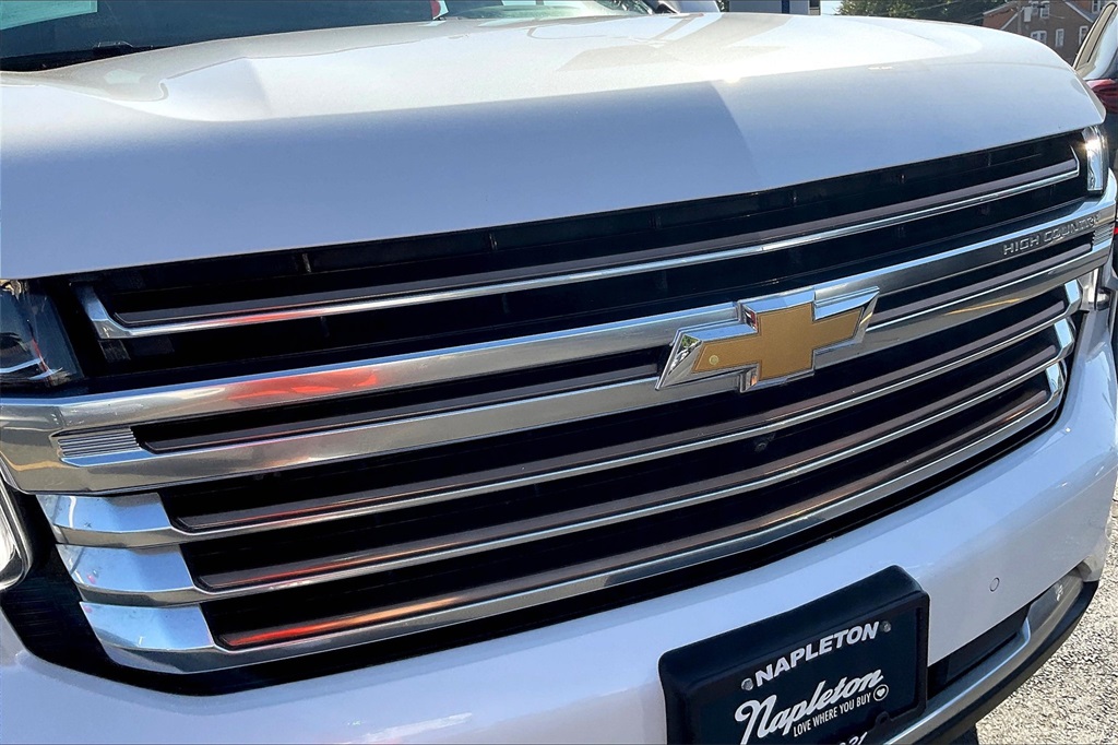 2022 CHEVROLET SUBURBAN - Image 30