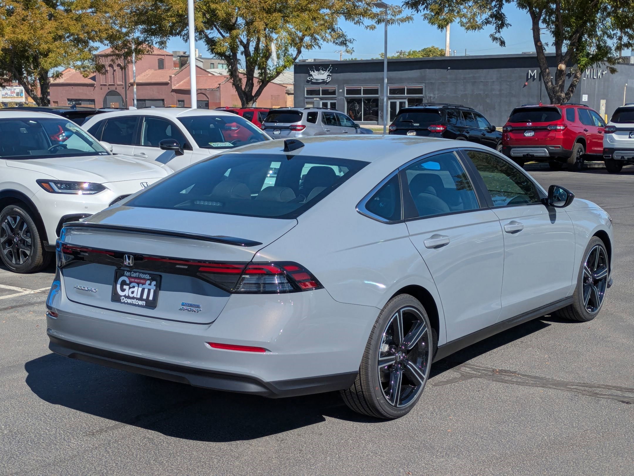 2025 Honda Accord Hybrid Sport photo 3