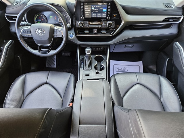 2021 Toyota Highlander Hybrid XLE photo 11
