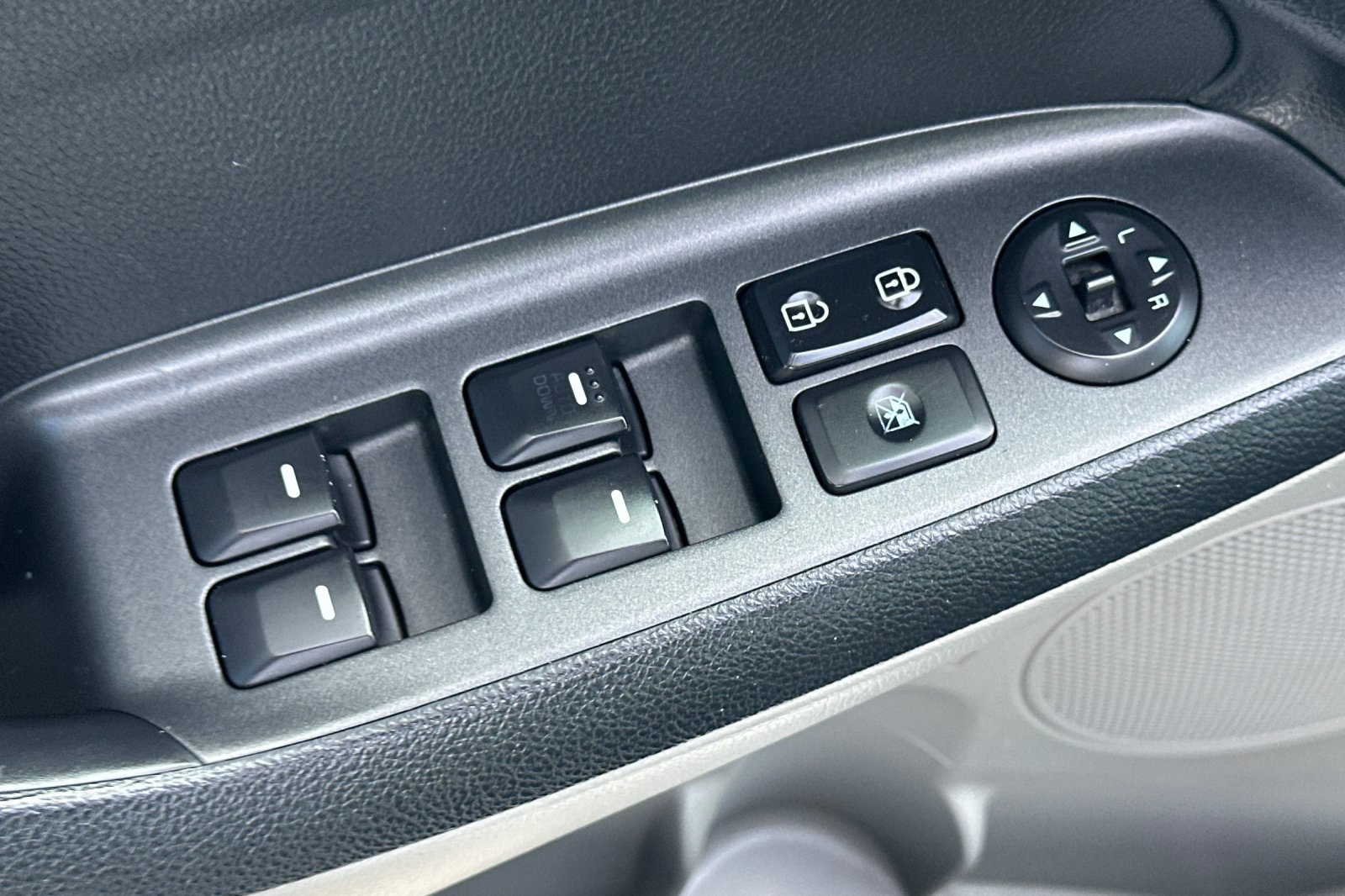 2015 Kia Forte LX photo 12