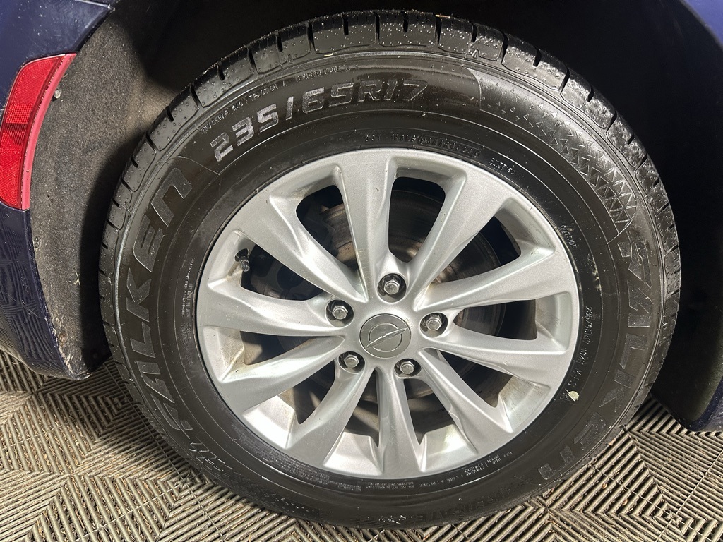 2018 Chrysler Pacifica Touring Plus photo 3