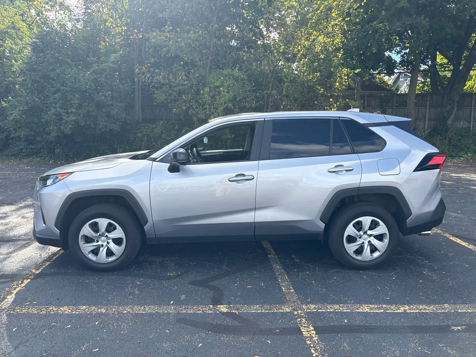 Used 2022 Toyota RAV4 LE with VIN 2T3F1RFV6NC314352 for sale in Northfield, Minnesota