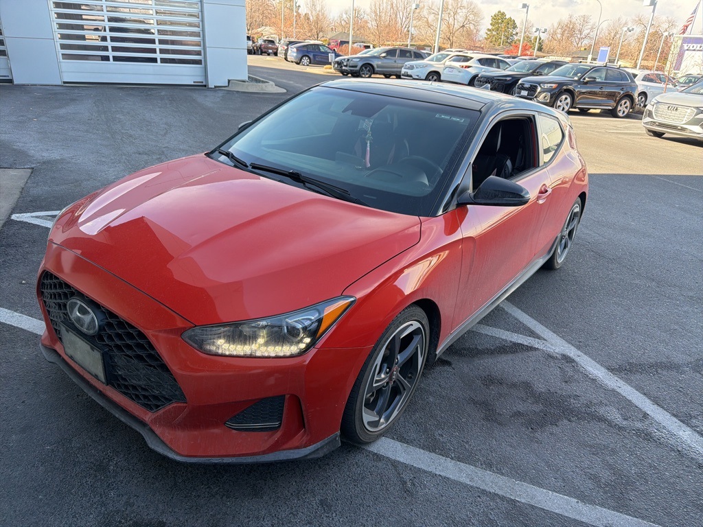 2019 Hyundai Veloster Ultimate's photo