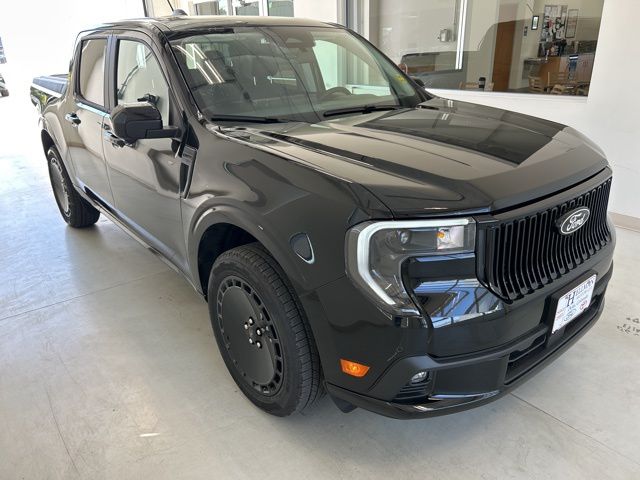 2025 Ford Maverick Lobo's photo