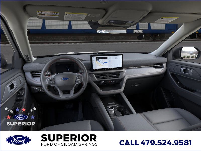 2025 Ford Explorer photo 7
