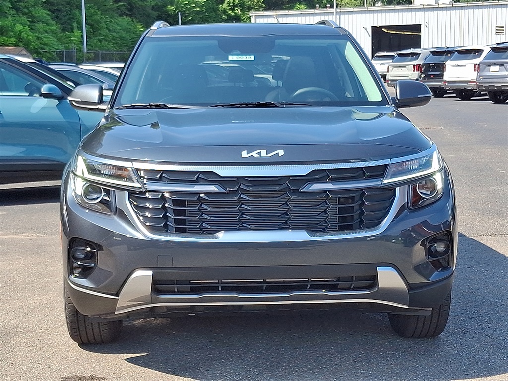 2026 Kia Seltos EX photo 2