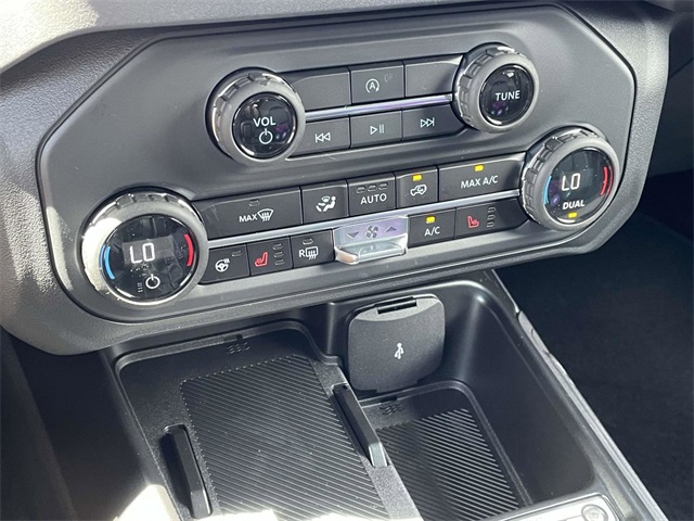 2025 Ford Bronco Outer Banks photo 12